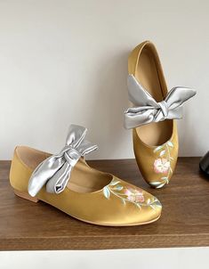 Vintage Bowknot Strap Satin Flower Embroidered Flats — Obiono Casual Leather Flats, Shoe Website, Elegant Chunky Heels, Flat Shoes For Women, Shoes For Spring, Mary Jane Shoes Flat, Chinese Aesthetic, Embroidered Flats, Flats Shoes Comfortable