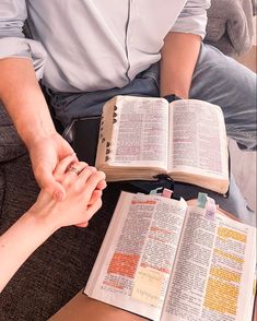 Couple holding hands reading scriptures (Bible and the Book of Mormon) Married Couple Praying Together, Church Couple Pictures, Jesus Centered Relationship, Family Aethstetic, Husband Wife Aesthetic, Godly Man Aesthetic, Man Of God Aesthetic, Family Astethic, Bible Couple