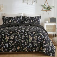 PRICES MAY VARY. [Cute Floral Design]: Botanical design on black comforter features cute yellow and pink flowers with green leaves, bringing a breath of spring for any season, reviving your room into floral vibe. The perfect blend of vibrant and bold color brighten up your bedroom with fresh look. [Twin Comforter Set]: You can get a floral comforter set twin with 1 comforter(68”x88”) and 1 pillow case(20”x30”). It fits your twin bed perfectly. The black floral comforter may come wrinkled because Dark Cozy Bedroom, Bedroom Ideas Romantic, Twin Size Comforter, Black Comforter, Floral Comforter Sets, Floral Bedding Sets, Floral Comforter, Bedroom Decor Inspiration, Flower Leaves