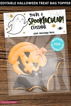 halloween treat bag topper with an image of a bat