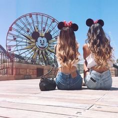 Pinterest-lindsay paez Tumblr Pics, Shotting Photo, Best Friend Photos, Disney Photos, Insta Pictures, Bff Goals