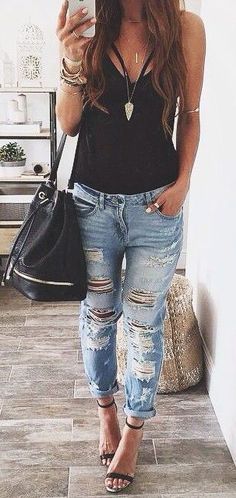 Becky style!! Too many try to copy Looks Jeans, Stitch Fix Style, Casual Summer Outfits, Looks Style, Look Casual, Outfits Casuales, Smart Casual, Ripped Jeans, Get The Look