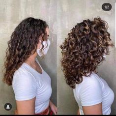 Long Curly Haircuts, Natural Curly Hair Cuts, Medium Length Curly Hair, Highlights Curly Hair, Layered Curly Hair, Curly Hair Photos, Wavy Haircuts