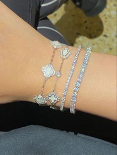 Bracelet Clover, Bracelets Tennis, Bracelets Stack, Vanessa Wu, Hamsa Bracelet, Jewellery Diamond, Clover Bracelet, Expensive Jewelry Luxury, Bracelet Tennis