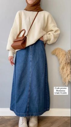 Earthy Modest Outfits, Autumn Outfits Hijab, Jeans Skirt Outfit Hijab, Fall Outfits Hijab, Fall Hijab Outfits, Best Winter Outfits