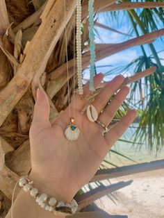 Oahu aqua and pearl necklace – Coastal Beads by Rebecca Cheap Pearl Charm Necklace For Beach, Cheap Silver Shell Necklaces, Luxury Beaded Shell Necklace Gift, Hawaii Jewelry Aesthetic, Cheap Silver Shell Necklace, Boho Beach Jewelry, Beach Jewelry Photography, Diy Beachy Jewelry, Coastal Jewellery