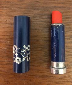 Helena Rubinstein Vibrant Orange  lipstick Some lipstick remains Sold as a collectible  wear to case as shown Cannot recommend use If buying as a gift please be certain recipient is aware item is not for use Vintage cosmetics are not for personal use. They are sold as collectibles only Helena Rubinstein, Orange Lipstick, Vintage Cosmetics, Belt Design, Lip Colour, Vibrant Orange, Lip Colors, Vintage Looks, Eyelashes