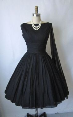 1950s Dresses, Cocktail Dress Vintage, Mode Vintage, Beautiful Clothes