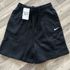 Nike Sweat Shorts, Shorts Aesthetic, Gym Fits, Fleece Shorts, Nike Sports, Black Nike, Sweat Shorts, Casual Black, Cotton Fleece