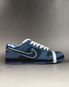 Blue Lobster Dunks, Nike Lobster, Blue Bottom Shoes, Blue Lobster, Sb Dunks, Shoes Wallpaper, Expensive Shoes