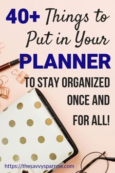 Have you jumped on the cute planner bandwagon? Put your new planner to use with this huge list of over 40 things to keep track of in your planner! Planning School, Week Schedule, Organizing Life, Life Binder, Planner Tips