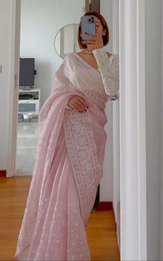 Pink Sari, Gaun Fashion, Salwar Kamiz, Saree Designs Party Wear