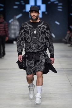 Marcelo Burlon County of Milan Fall 2015 Menswear Collection - Vogue F Men, Milan Men's Fashion Week, Expensive Clothes, Seoul Fashion Week, Marcelo Burlon, Androgynous Fashion, Mens Fashion Fall, Fashion Fall