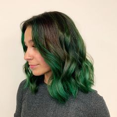 Brown Hair Color Combinations, Green Balayage Brunettes, Green Money Piece Hair Brunette, Forest Green Hair Dark Short, Ombré Green Hair, Green Hair Shadow Root, Brown Hair With Green Peekaboo, Green Baylage, Green Hair Ideas For Brunettes