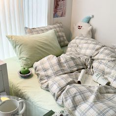 Soft Plaid Bedding Set / Cream Green Small Fitted Dorm Makeover, Artsy Bedroom, Plaid Duvet Cover, Yellow Forest, Cottagecore Bedroom, Plaid Bedding, Country Bedding, Blue Bedding Sets, Green Vibes