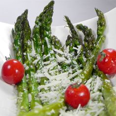 asparagus with parmesan cheese and cherry tomatoes