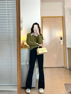 Casual College Outfits, Chique Outfits, Korean Casual Outfits, Casual Day Outfits, Korean Girl Fashion, Stylish Work Outfits, Causual Outfits, Fashion Attire