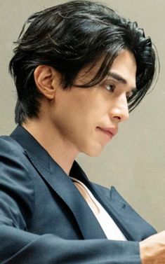 Top 50 Medium-Length Hairstyles for Men: Featuring Galleries and Videos | 50 of the Best Medium Hairstyles for Men (Gallery + Videos Included) Medium Length Middle Part Men, Medium Middle Part Hair Men, Layered Hair Medium Men, Long Face Hairstyles Men, Middle Part Asian Men, Men’s Mid Length Hair Styles, Mid Length Mens Haircut, Layered Middle Part Men, Mens Hairstyles Medium Length