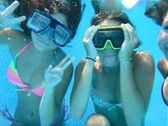 Friendship Adventure, Underwater Pictures, Water Pictures, Best Friend Photos, Under Water, Friend Goals, Best Friend Goals, Best Friend Pictures, Best Friends Forever