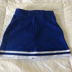 Cute Cheerleader Skirt Blue And White Size Small Jupe Bianca Falda Azul Sailor Cheerleader Skirt, Varsity Cheer, Cute Cheerleaders, Cheerleading, Cheer Skirts, Blue White, Checks, Womens Skirt, Color Blue