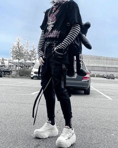 Emo Guys Aesthetic Outfit, Goth Guys Outfits, Soft Alternative Outfits Male, E Boy Outfits Grunge, Emo Punk Outfits Men, Emo Aesthetic Outfit Boy, Weirdcore Outfit Ideas, Alt Male Outfits, Emo Male Outfits