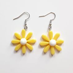 Yellow Flower Earrings New Lightweight Yellow Accessories, Yellow Jewelry, Yellow Earrings, Yellow Flower, Earrings Color, Dance Outfits, Flower Earrings, Yellow Flowers, Women's Fashion