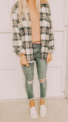 College Closet, Teenage Outfits, Sweatpants Outfit, Mom Fashion, Fall Styles, Zara Outfit, Casual School Outfits, Hipster Outfits