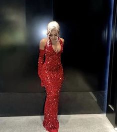 Red Prom Dresses Mermaid, Red Mermaid Prom Dress, Prom Dresses Mermaid, Prom Dress Pictures, Prom Dresses Red, Red Prom Dresses, Halter Prom Dresses, Gorgeous Prom Dresses, Prom Girl Dresses