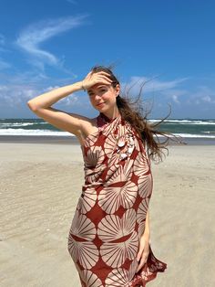 Crafted with love by skilled artisans in Jaipur, our Organic Cotton Seashell Print Sarong is the perfect companion for celebrating life’s unforgettable moments. Whether you’re lounging on the sand, dancing on the beach, or exploring a resort, this versatile sarong adds effortless style and comfort to your adventure. ✨ Why You'll Love It: Inspired by ocean seashells, beaches, and sunshine, its intricate design evokes a tropical vibe. Lightweight and breathable, it keeps you comfortable in any set Seashell Print, Celebrating Life, Tropical Vibes, Beach Covers, Sarong, The Sand, Intricate Design, Small Batches, Celebration Of Life