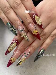 Maximalist Christmas Nails, Almond Nails With Gems, Iconic Nails, Slay Nails, Nye Nails, Aura Nails, New Years Eve Nails, Business Theme, Punk Nails