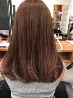 Rambut Brunette, Ash Brown Hair Color, Korean Hair Color, Hair Color Chocolate, Ash Hair Color, Trendy Hair Color