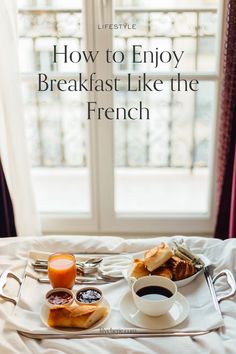 french breakfast Healthy French Breakfast, French Yogurt, French Country Breakfast, French Fall Recipes, French Meal Plan, Traditional French Breakfast, French Meal, Parisian Lifestyle Aesthetic, French Brunch