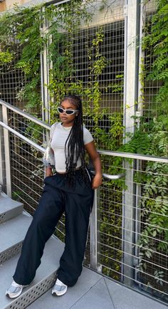 Pakaian Hipster, Tomboy Stil, Tomboy Outfit, Baggy Outfit Ideas, Look Zara, Trendy Hairstyle, Tomboy Outfits, Tomboy Style Outfits