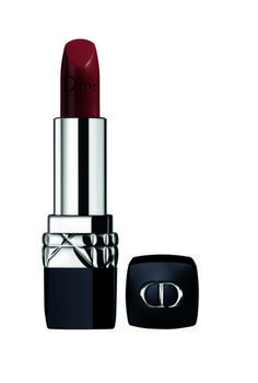 Christian Dior Makeup, Dior Lipstick, Fall Makeup Looks, Matte Lipsticks, Dior Makeup, Fall Makeup, Makeup Essentials, Lipstick Lip, Luxury Beauty