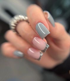 Nyc Nails, Grey Nail Designs, Band Nails, Manicure Nail Designs, Pink Ombre Nails, Gel Nail Art Designs, Long Acrylic Nail Designs, Vintage Nails, Subtle Nails