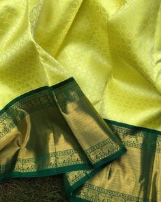 Trending Pattu Saree Colours, Green Pattu Saree, Saree Colors, Kanchipattu Sarees, Unique Sarees, South Indian Wedding Saree, Gadwal Sarees, Silk Saree Blouse Designs Patterns, Latest Silk Sarees