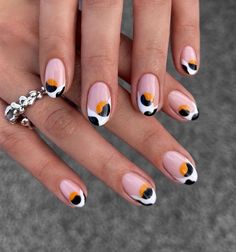 peachi nails on Instagram: “some abstract cuties 🤍🟠🖤 inspo from pinterest @colourmeprettynailsau gel polishes used: 🤍bell bottoms 🤍french white 🤍black caviar…” Manicure Diy, Cute Summer Nails, White Nail Designs, Vacation Nails, Short Nail Designs, Neutral Nails, Nail Art Hacks