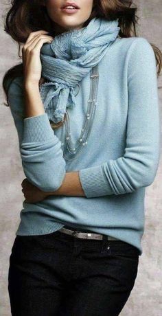 Clara Alonso, Soft Autumn, Holiday Wardrobe, Pashmina Scarf, Autumn Outfits, Volleyball Hairstyles, Blue Sweater