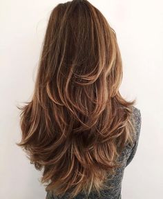 Long+Layered+Haircut+For+Thick+Hair Brunette Ombre, Long Shag Haircut, Layered Hairstyles, Long Layered Haircuts, Haircut Styles, Long Layered Hair, Haircut For Thick Hair, Long Wavy Hair