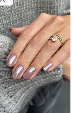 Glazed Gel Nails Short, Rounded Square Dip Nails, Wedding Day Nails Pearl, Earth Tones Nail Art, Shiny Dip Nails, Blush Pearl Nails, 2023 Nails Fall, Hailey Bieber Chocolate Glazed Donut Nails, Fall Nails Dip Powder Chrome