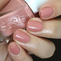 essie pinned up - nude #nail polish / lacquer from the gel couture line Gel Art Designs, Pink Essie, Spicy Tea, Nails Neutral, Blush Pink Dress, Fun Nail Colors