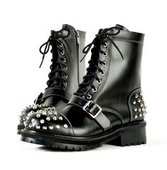 Festival Boots, Stylish Mens Fashion, Rock Chic, Studded Belt, Mens Shoes Boots, Stylish Shoes, Black Leather Boots, Clothes Accessories, Black Design