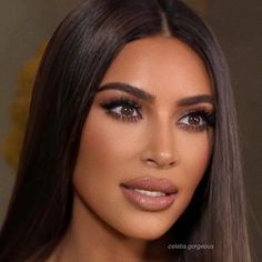 Kim Kardashian Brown Makeup, Soft Glam Makeup Kim Kardashian, Natural Makeup For Brunettes With Brown Eyes, Kim Kardashian Makeup 2024, Kim Kardashian Side Profile, Kim K Makeup Looks Natural, Kim Kardashian Makeup Natural, Kim K Brown Hair, Makeup Ideas Red Dress