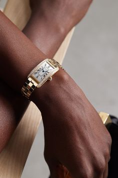 Cartier Watches Women, Cartier Tank Americaine, Gold Diamond Watch, Gold Diamond Watches, Cartier Tank, Cartier Watch, Raffia Bag, Diamond Watch, Rose Gold Diamonds