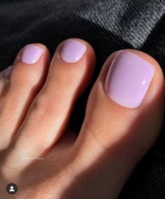 Pedicure Colors For Fair Skin, Dark Teal Pedicure, Pedicure Ideas Gel, Pedicure Colors For Pale Skin, Spring Toenail Colors 2024, Spring Toenail Colors, Pedicure Colors, Gel Toe Nails, Idee Cricut