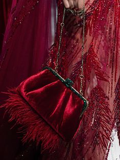 Ziad Nakad, Luxury Nightwear, Spring Couture, Tie Styles, Feather Dress, Velvet Fashion, Pretty Bags, Embroidery Fashion, Fall 2018