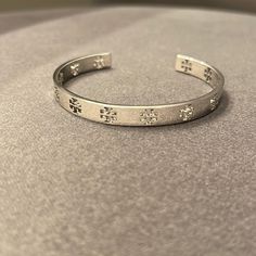 Never Worn Womens Cuff Bracelet Tory Burch Bracelet, Tory Burch Jewelry, Womens Cuff Bracelets, Silver Bracelets, Womens Jewelry Bracelets, Cuff Bracelet, Tory Burch, Cuff, Women Jewelry