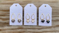 Your choice of grey, black, or cream freshwater pearls, sparkly glass crystal beads, on teardrop posts. The perfect earrings to add to any outfit!  Brass teardrop stud earring posts are tarnish resistant and hypoallergenic  Freshwater Pearls in black, grey, or cream with Preciosa crystal bead pairings  Perfect as a gift for anyone on your list, or as a special gift to yourself! Handmade with love❤️ For Her Gifts, Earring Posts, Jewelry For Her, Earrings Boho, Glass Crystal, Stud Earring, Teardrop Earrings, Boho Earrings, Earrings Jewelry