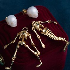 Skull Pearl, Sliver Earrings, Fantasy Earrings, Gothic Earrings, Snake Jewelry, Vintage Jewelry Necklace, Pearl Jewelry Sets, Earring Gift, Gold Jewelry Necklace