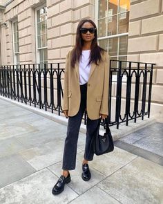 Black Loafers Outfit, Loafers Outfits, Loafer Outfits, How To Wear Loafers, Prada Loafers, Loafers Outfit, Wear To Work Dress, Tan Blazer, Work Fits